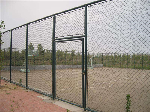 學校（xiào）體育場圍（wéi）欄49.jpg
