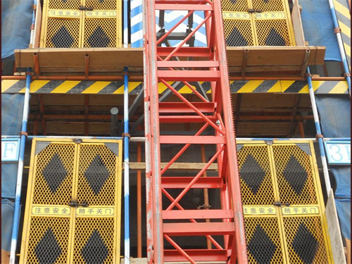 施（shī）工電梯門6.jpg